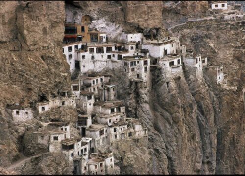 Stongde-to-Phuktal-Trek-via-Stongdela-(Zanskar)-image-2-trekkinginladakhzanskar.com